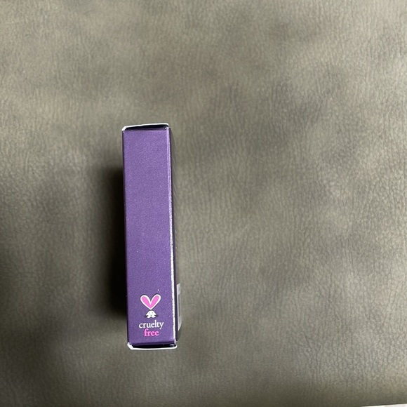 Tarte Cosmetics. 12-Hour Blush. All-Vegan Line. - Picture 4 of 5